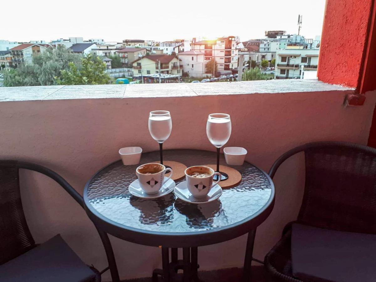 Apartament George Apartment Năvodari Екстериор снимка